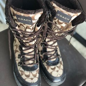 Coach winter boots